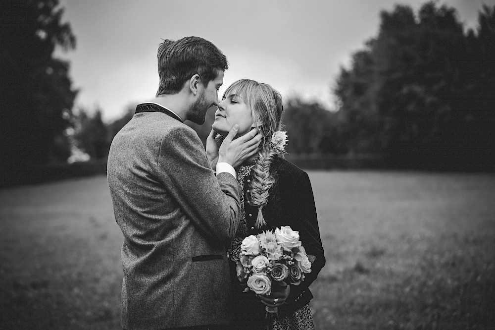 reportage Traumhafte Hochzeit in bayerischer Tracht 6