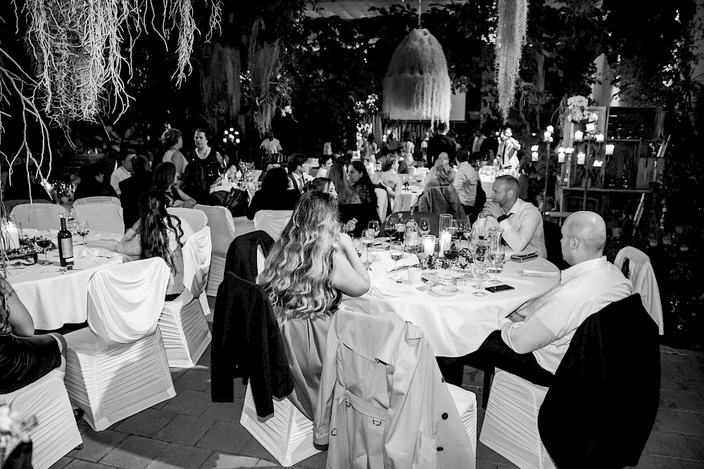 reportage Hochzeit in einem Orchideenhaus in der Schweiz 35