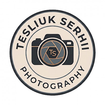 Logo Serhii Tesliuk – Hochzeitsfotograf