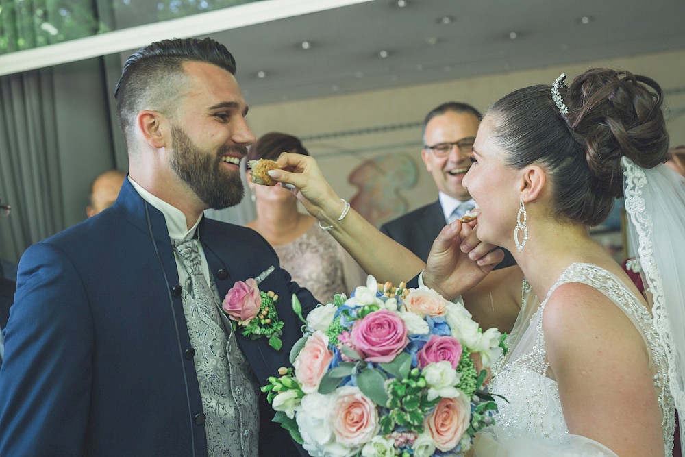 reportage Viktoria & Tobias - Powerhochzeit am Bodensee 27