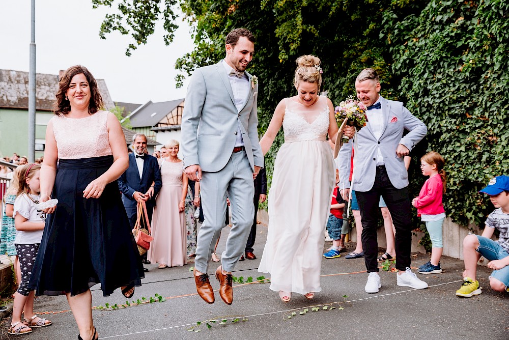 reportage Manege frei für diese bunte Hochzeit im Zirkuszelt! 24