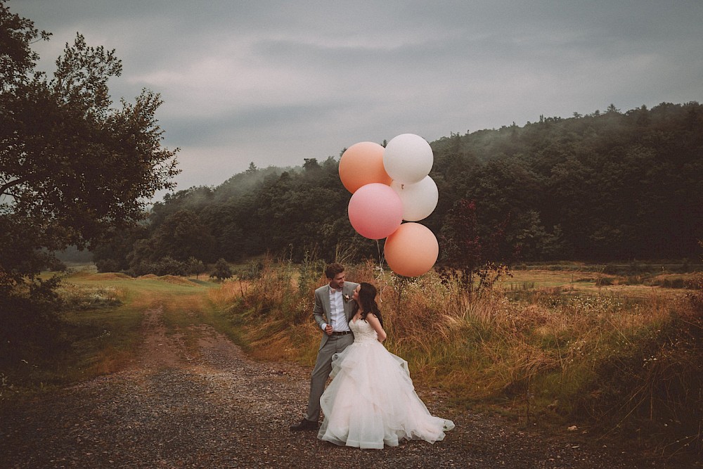 reportage Märchenhochzeit auf Hofgut Georgenthal 48