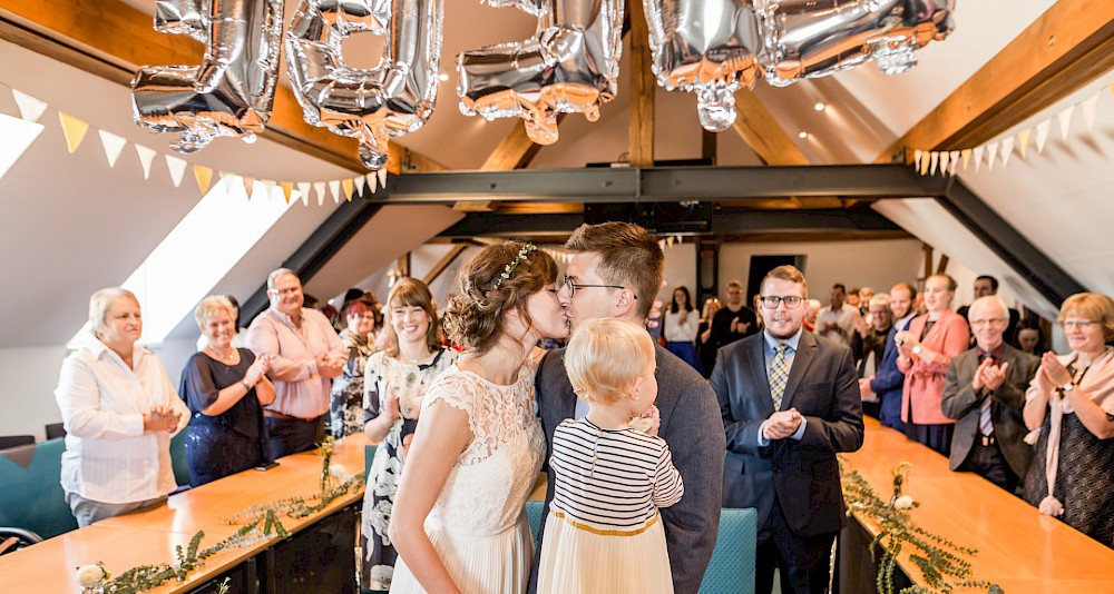 reportage Katharina und Sebastian – Spaß ohne Ende auf der Polterhochzeit 15