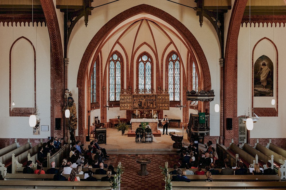 reportage Strandhochzeit in Warnemünde 18