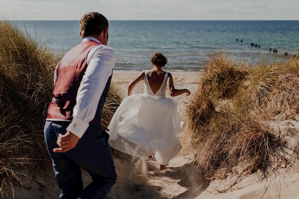 reportage Strandhochzeit in Warnemünde 36