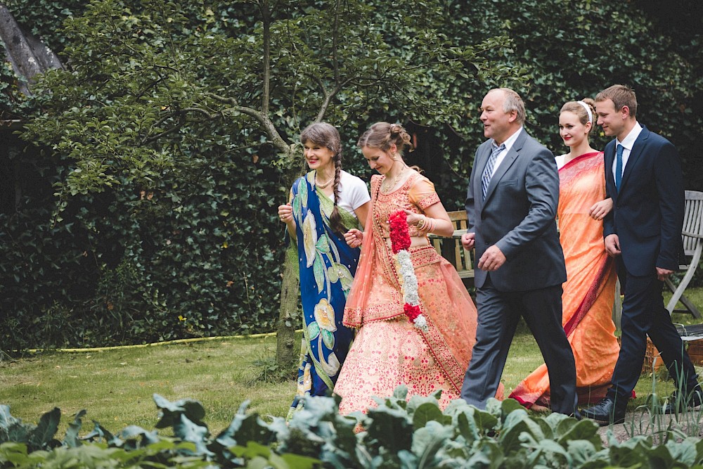 reportage Indische Hochzeit im eigenen Garten 12