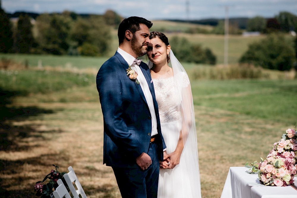 reportage HOCHZEIT UND FEIER AUF DEM LANDGUT STÜTTEM 28