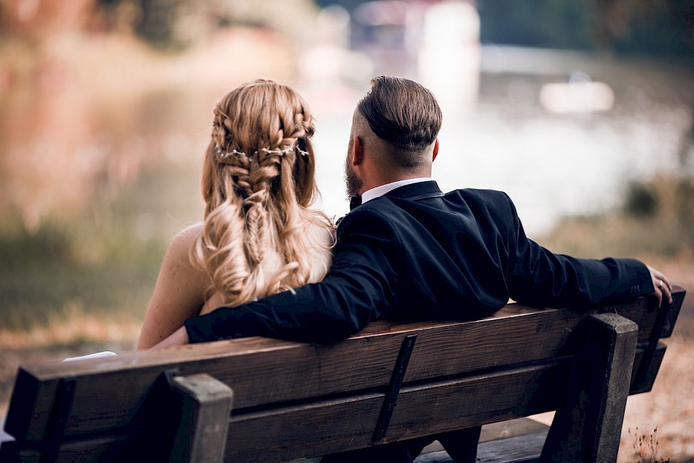 reportage Katja & René - Sommerhochzeit an der Saale 13