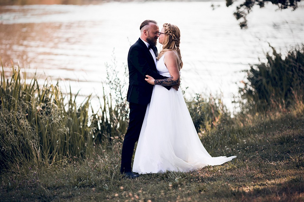 reportage Katja & René - Sommerhochzeit an der Saale 11