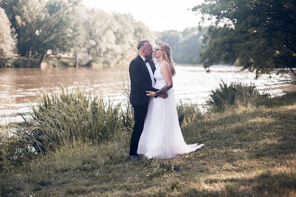 reportage Katja & René - Sommerhochzeit an der Saale 12