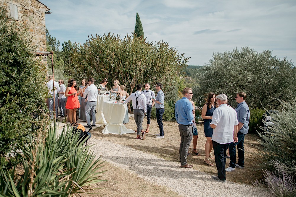 reportage Traumhafte Hochzeit in der Provence 39