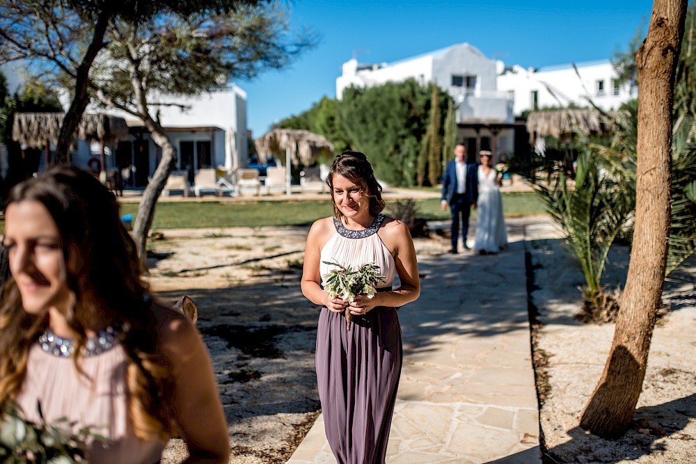 reportage Strandhochzeit von Lisa und Daniel in Zypern 21