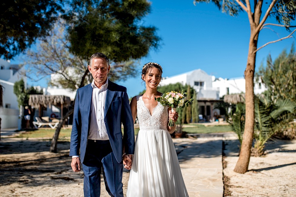 reportage Strandhochzeit von Lisa und Daniel in Zypern 22