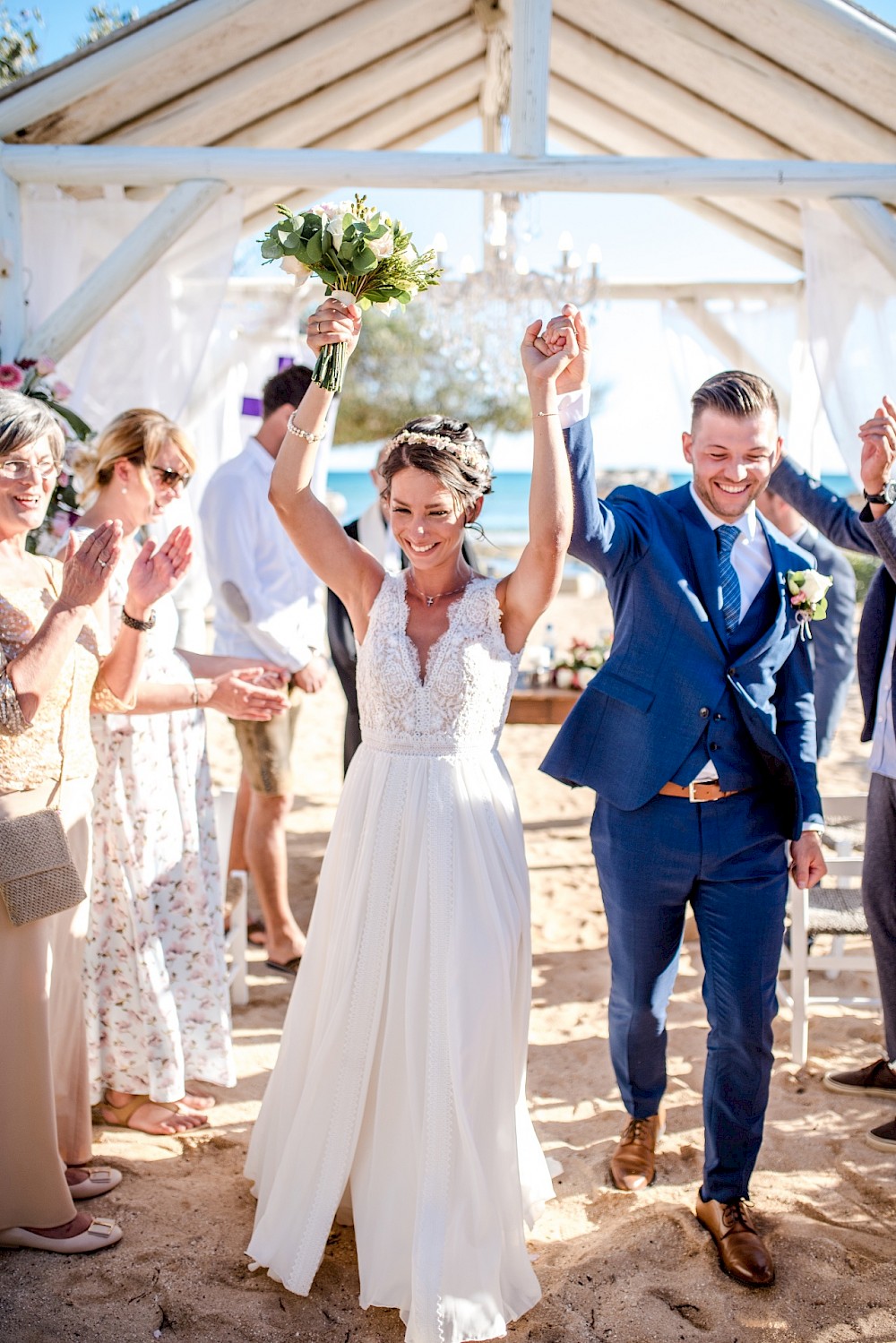 reportage Strandhochzeit von Lisa und Daniel in Zypern 33