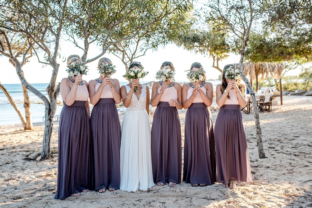 reportage Strandhochzeit von Lisa und Daniel in Zypern 50