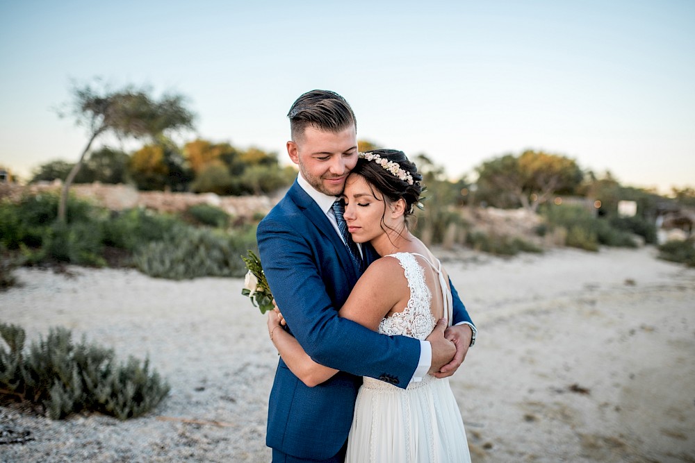 reportage Strandhochzeit von Lisa und Daniel in Zypern 46