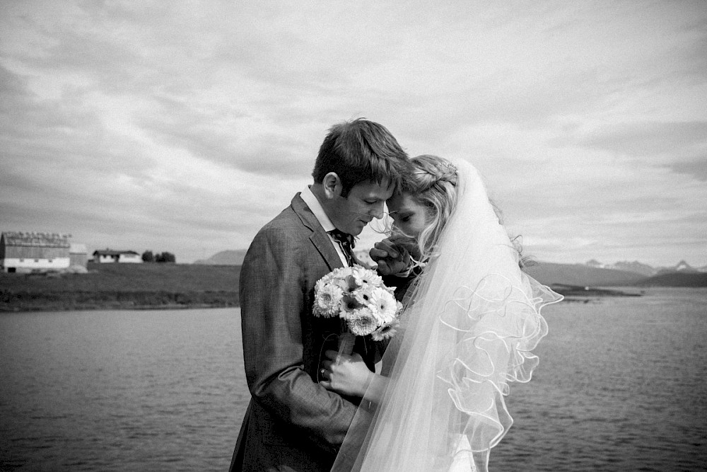 reportage Lofoten - Mitternachtssonne Hochzeit 12