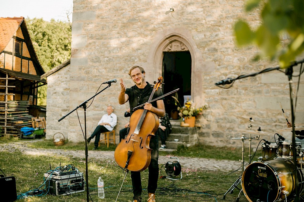 reportage Spätsommerliche Hochzeit  in Erfurt - Forsthaus Willrode 59