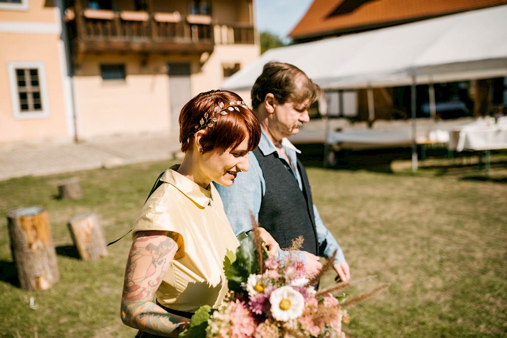 reportage Spätsommerliche Hochzeit  in Erfurt - Forsthaus Willrode 6