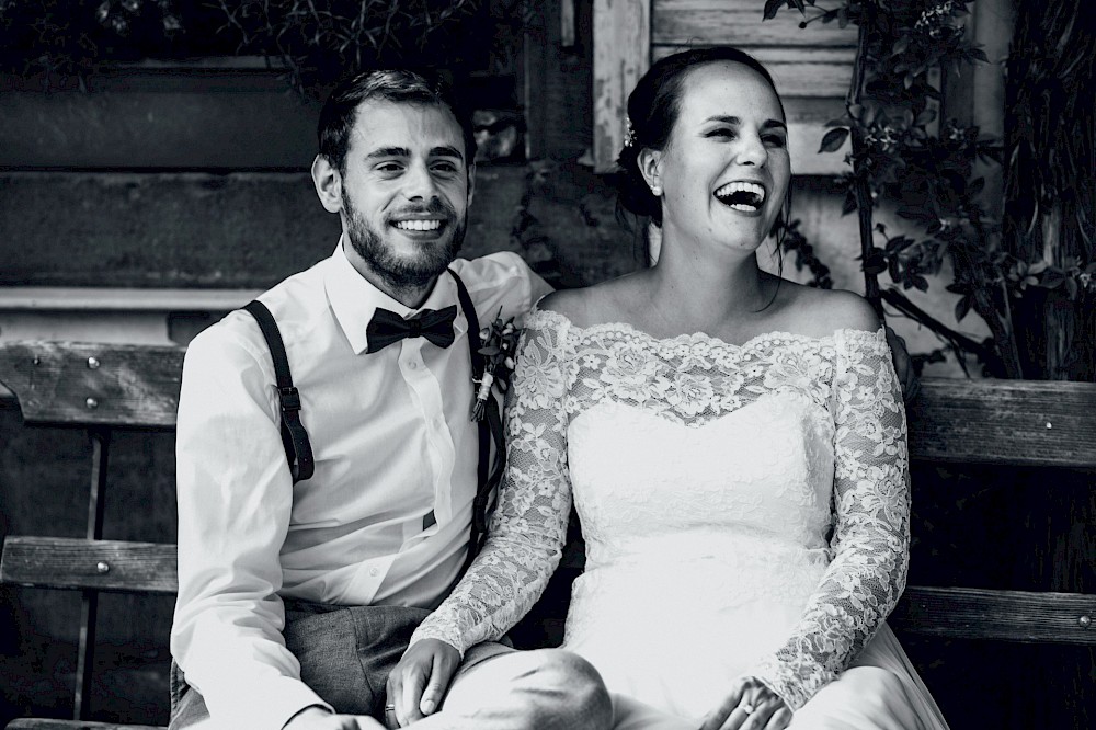 reportage Zauberhafte Sommerhochzeit im Kloster Heilsbruck in Edenkoben. 9