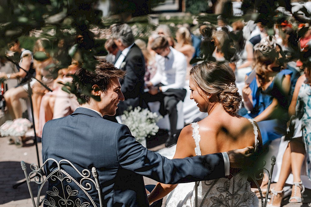 reportage Sommerhochzeit auf Burg Heimerzheim 16