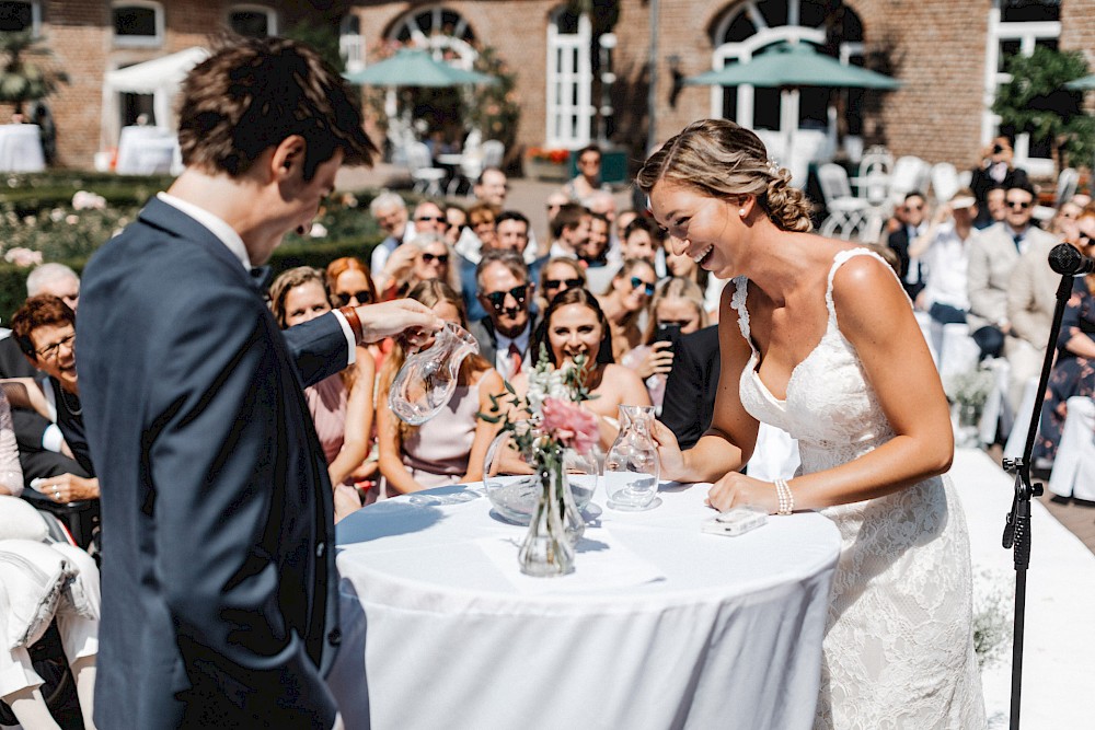 reportage Sommerhochzeit auf Burg Heimerzheim 18