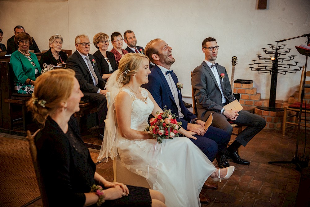 reportage Sina & Wilko - Hochzeit in Wilhelmshaven 33