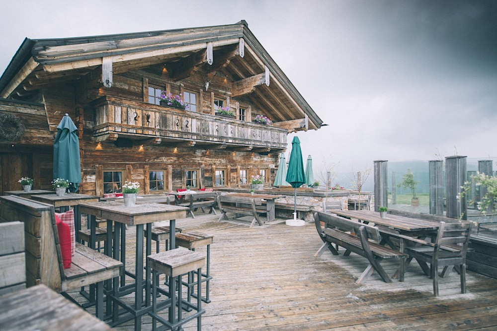 reportage Hochzeitsgschichtl von Sophie & Andreas auf der Steinbockalm am Hochkönig im Salzburgerland 29