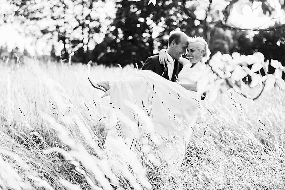 reportage Amerikanisch-österreichische Hochzeit auf Schloss Külml 49