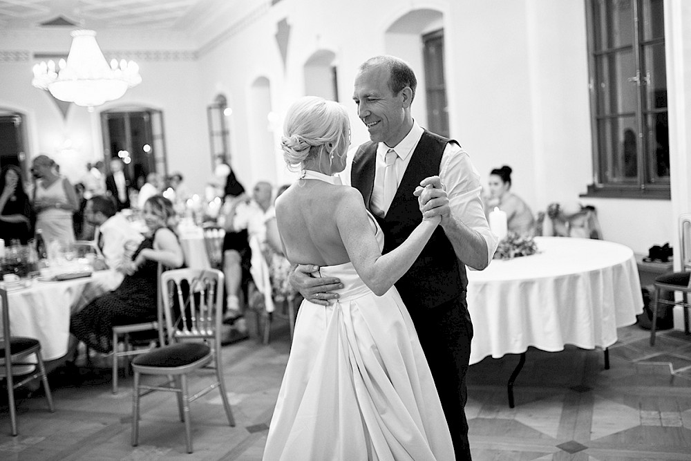 reportage Amerikanisch-österreichische Hochzeit auf Schloss Külml 55