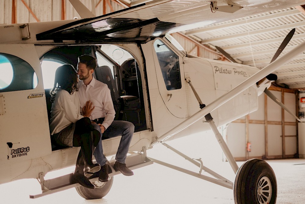 reportage Pre-Wedding Shooting auf dem Flugplatz 6