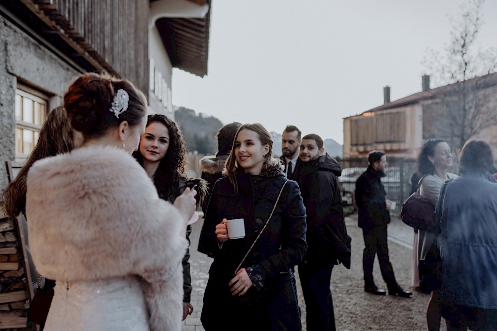 reportage Dezemberhochzeit im Moarhof am Samerberg 47