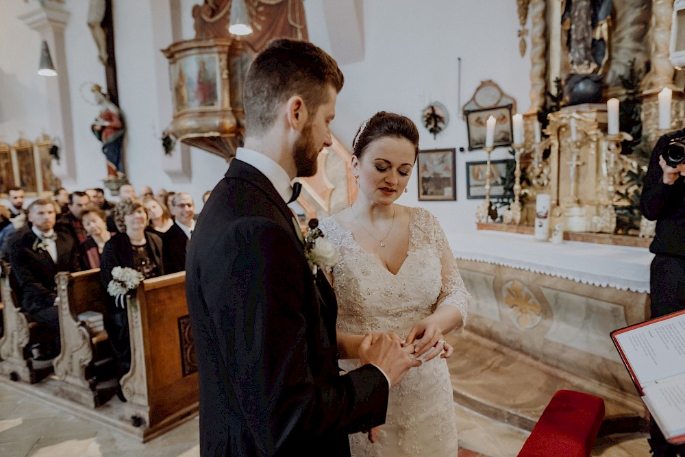 reportage Dezemberhochzeit im Moarhof am Samerberg 40