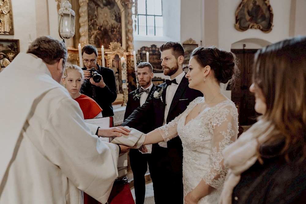 reportage Dezemberhochzeit im Moarhof am Samerberg 41