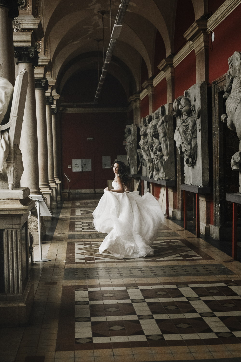 reportage Brautpaar Fotoshooting in einem Schloß 7