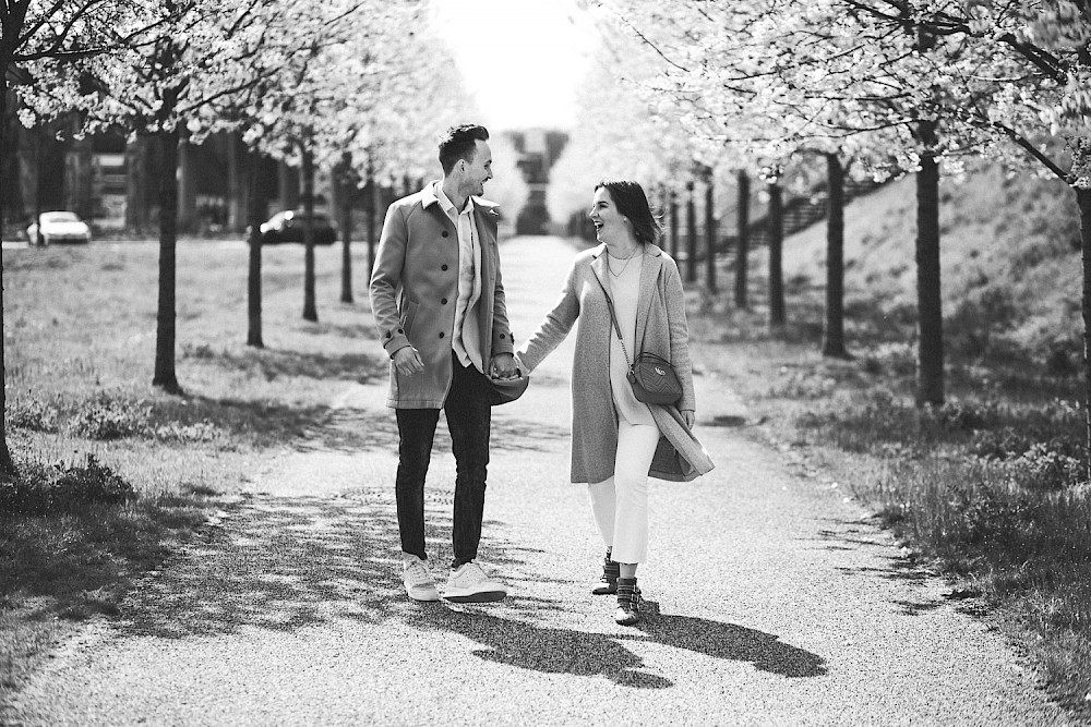 reportage Paar Fotoshooting am Phönix-West in Dortmund-Hörde. Lovestory Fotograf 10