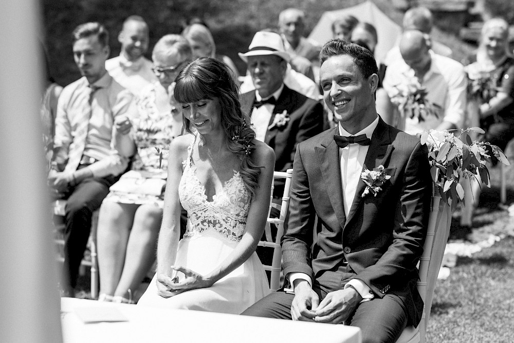 reportage HOCHZEIT IN DER LA VILLA AM STARNBERGER SEE • FREIE TRAUUNG VON SABRINA & VALERI 16