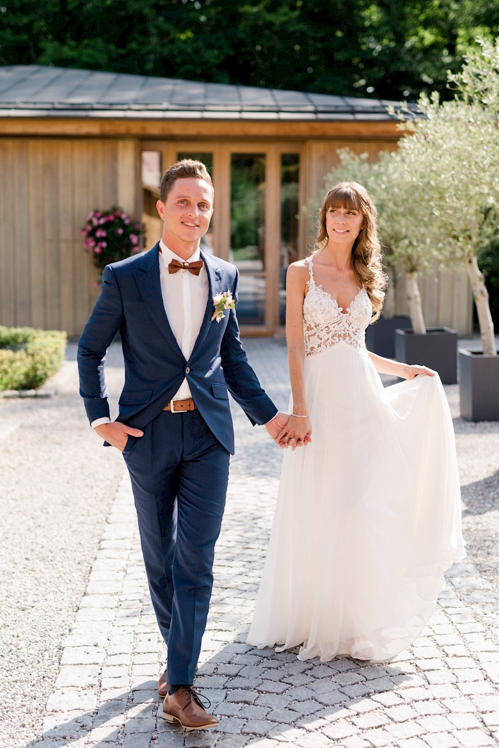 reportage HOCHZEIT IN DER LA VILLA AM STARNBERGER SEE • FREIE TRAUUNG VON SABRINA & VALERI 42