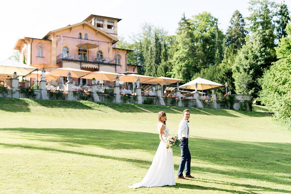 reportage HOCHZEIT IN DER LA VILLA AM STARNBERGER SEE • FREIE TRAUUNG VON SABRINA & VALERI 44