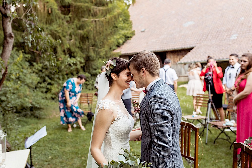 reportage Boho Hochzeit mit freier Trauung in Gochsheim 16