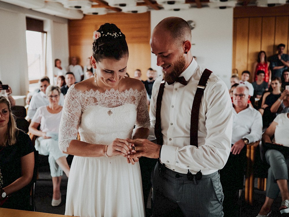 reportage Eine sehr emotionale Hochzeit von Celina & Chris 40