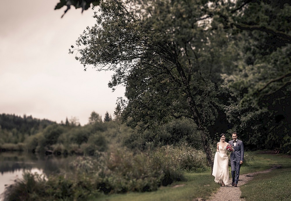 reportage Wunderbare Hochzeit am Deininger Weiher 30